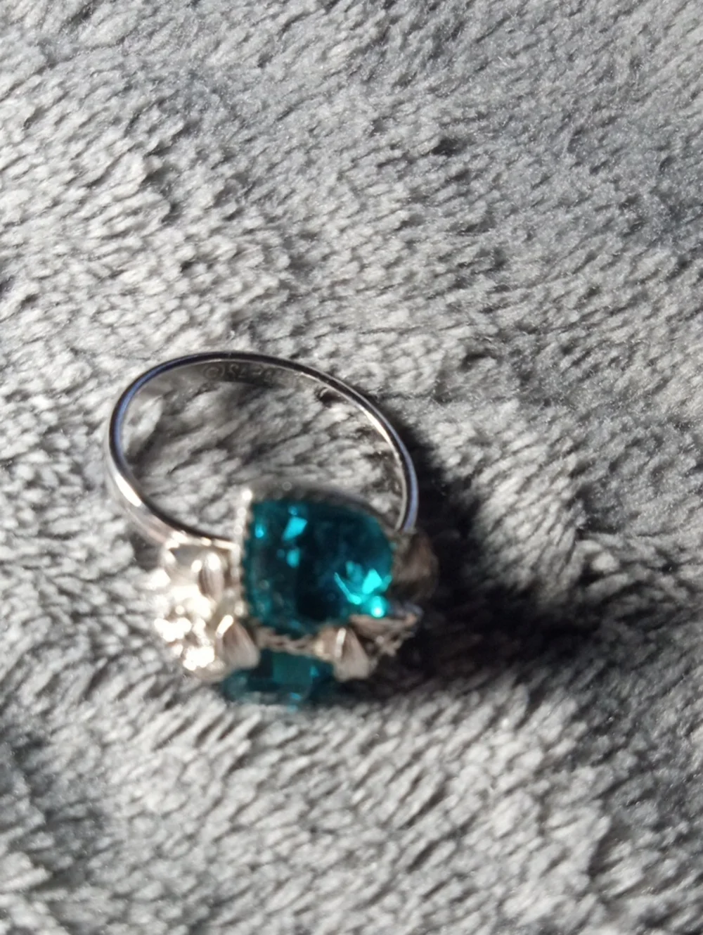 Vintage Sarah Coventry Adjustable Ring "Love Story Double Hearts" - Picture 7 of 8